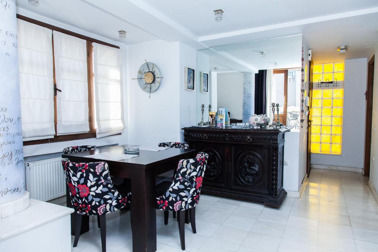 Unique Apt W/ Veranda Walking Distance To Sites Apartamento Atenas Exterior foto
