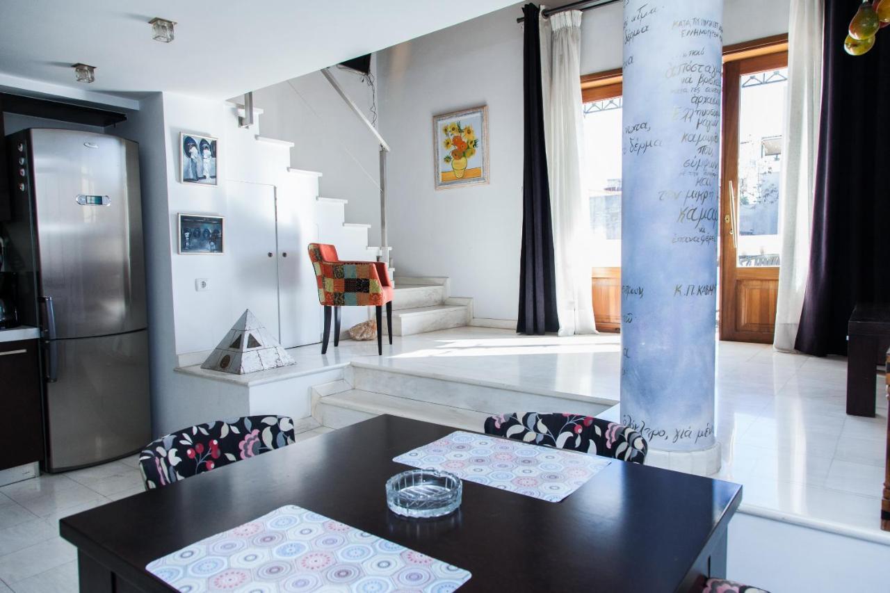Unique Apt W/ Veranda Walking Distance To Sites Apartamento Atenas Exterior foto